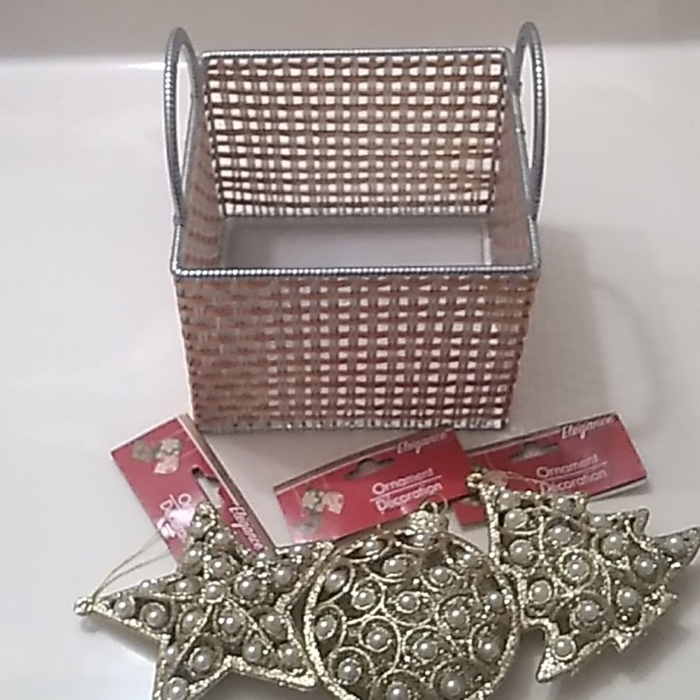 Three Elegance Ornaments and Storage Basket